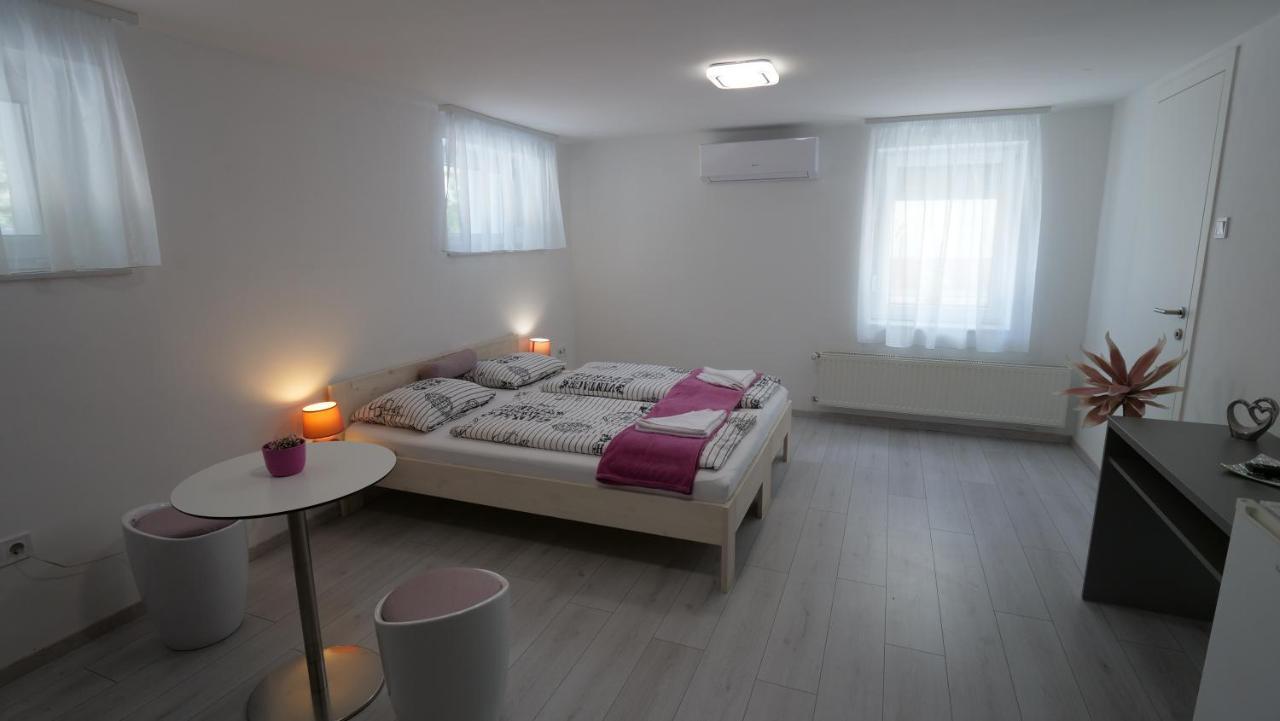 Anna Villa Fuered Boutique Rooms Balatonfüred Exteriör bild