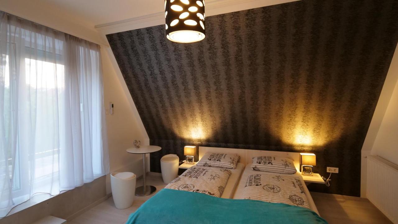 Anna Villa Fuered Boutique Rooms Balatonfüred Exteriör bild