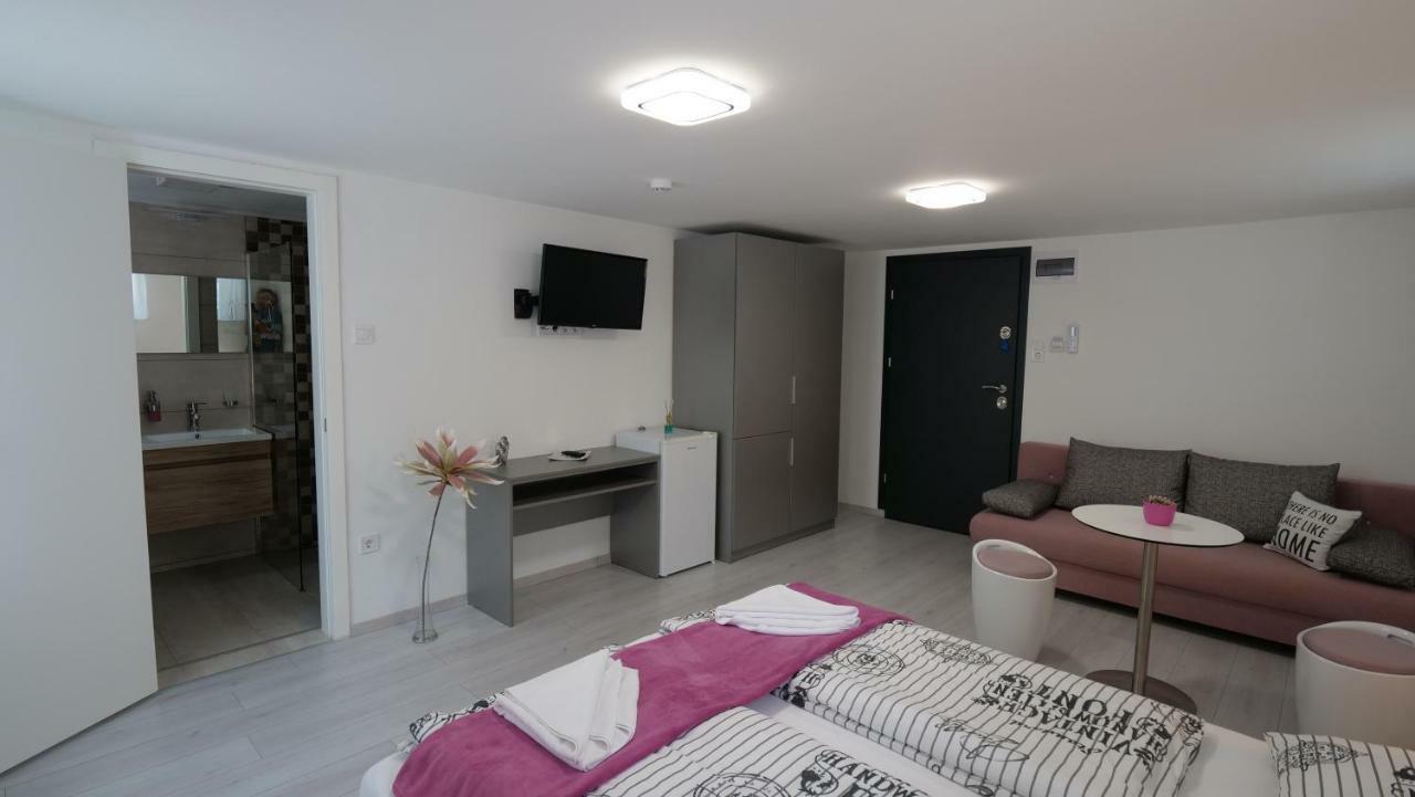 Anna Villa Fuered Boutique Rooms Balatonfüred Exteriör bild